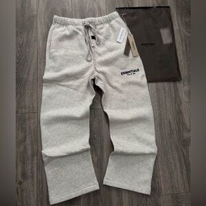 Essentials light oat Sweatpants large